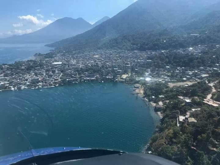 The Paradise Of Atitlan Suites - Free Breakfast Supplies Panajachel Exteriör bild