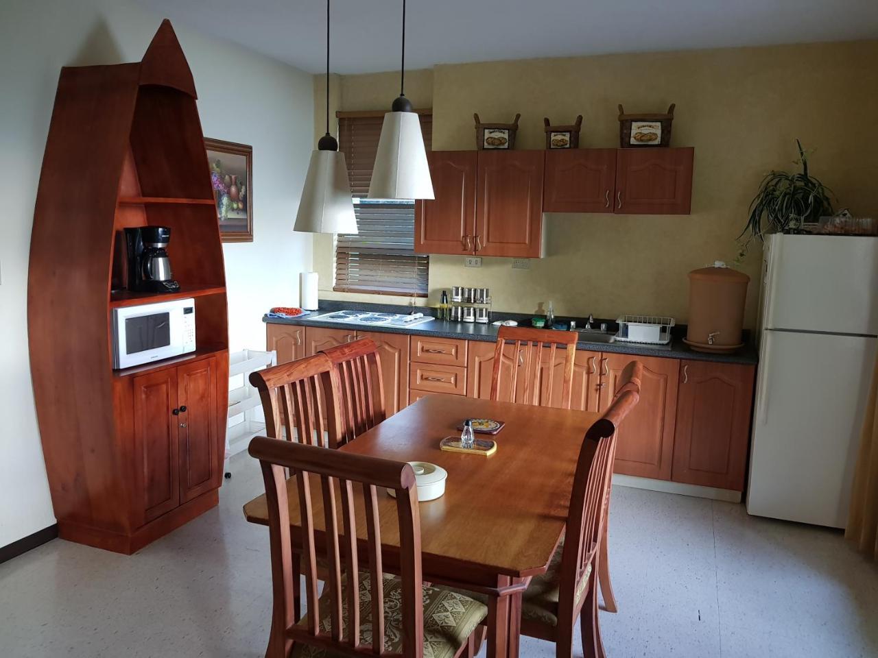 The Paradise Of Atitlan Suites - Free Breakfast Supplies Panajachel Exteriör bild