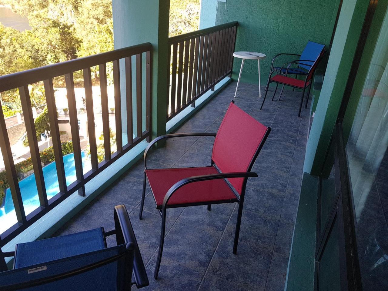 The Paradise Of Atitlan Suites - Free Breakfast Supplies Panajachel Exteriör bild