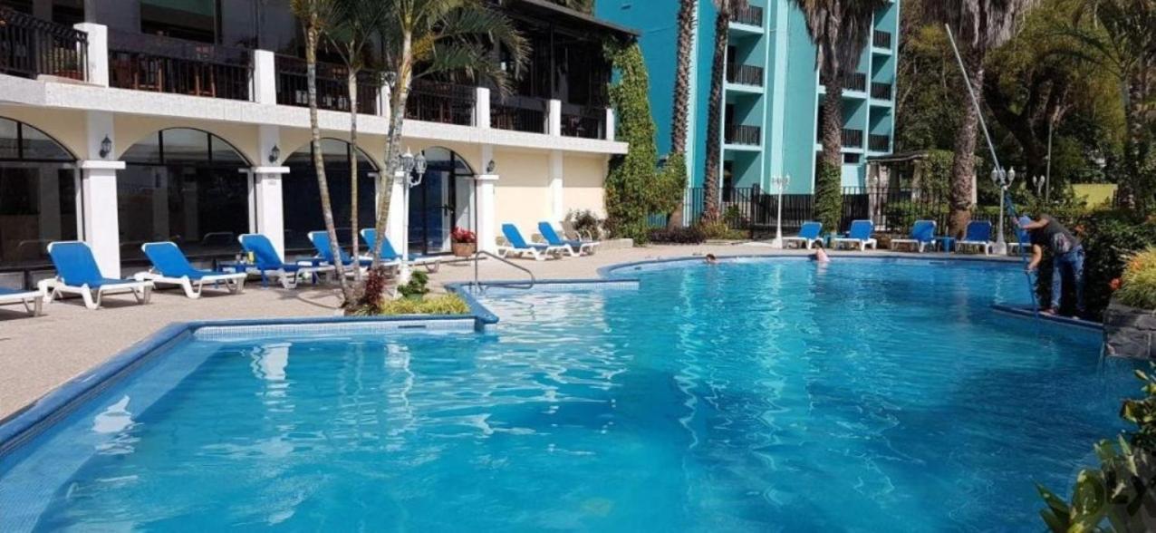 The Paradise Of Atitlan Suites - Free Breakfast Supplies Panajachel Exteriör bild