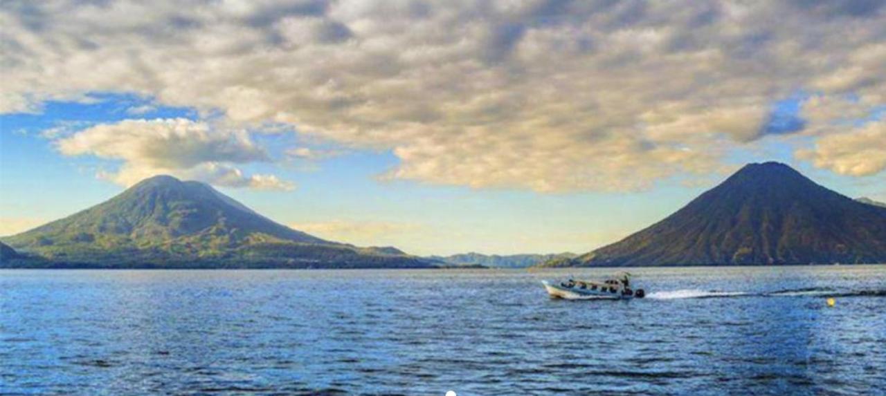 The Paradise Of Atitlan Suites - Free Breakfast Supplies Panajachel Exteriör bild